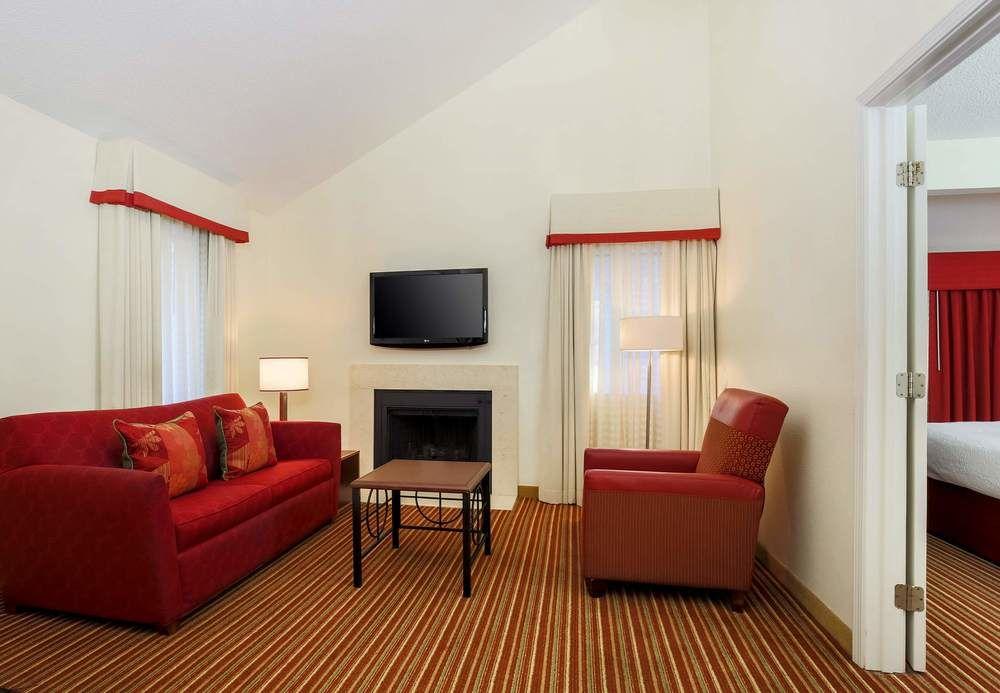 Residence Inn By Marriott Atlanta Cumberland/Galleria Smyrna Buitenkant foto